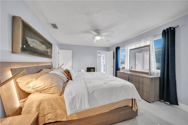 4424 13th AVE, Cape Coral, FL 33914