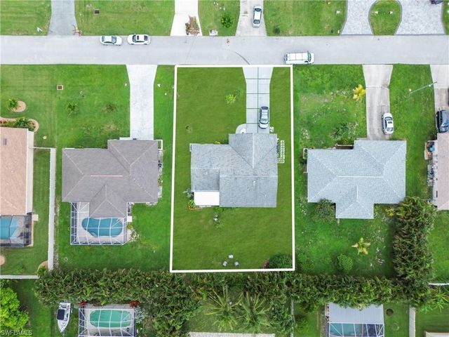 4424 13th AVE, Cape Coral, FL 33914