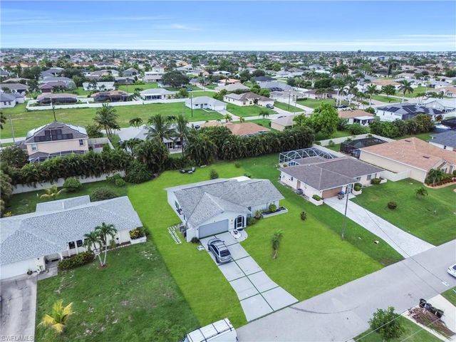 4424 13th AVE, Cape Coral, FL 33914