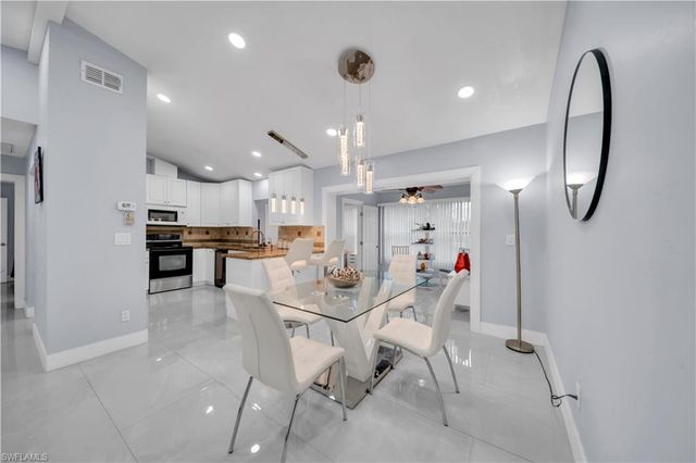 4424 13th AVE, Cape Coral, FL 33914