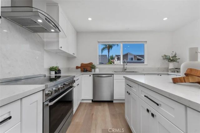 3871 Hendrix Street, Irvine, CA 92614