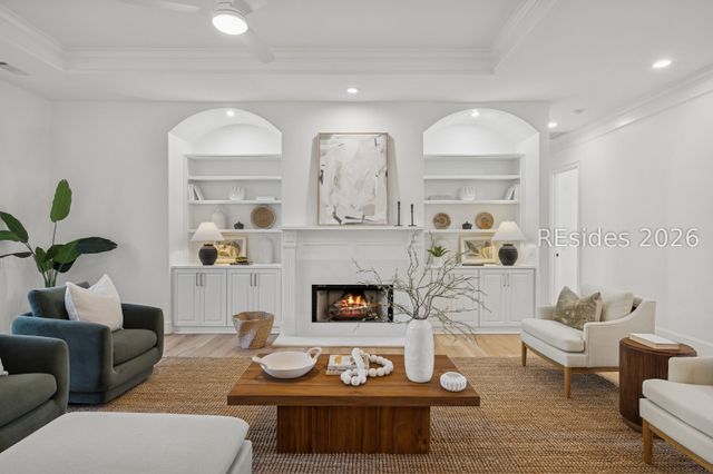 14 Chaplin Dr, Hilton Head Island, SC 29926