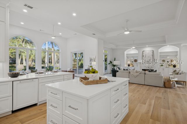 14 Chaplin Dr, Hilton Head Island, SC 29926