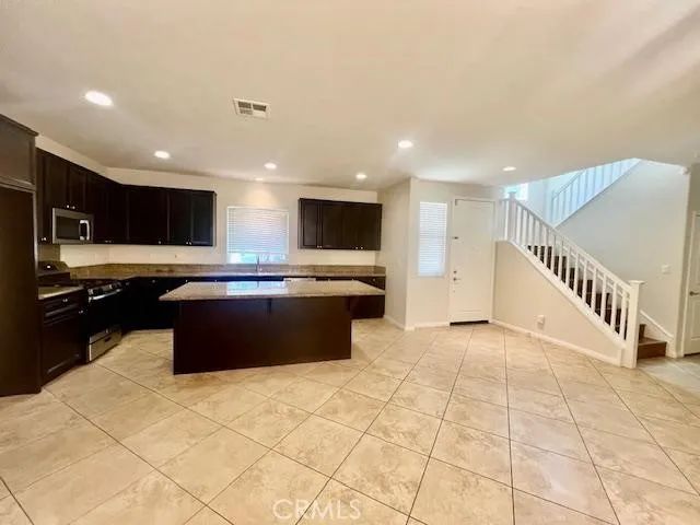 14566 Rochester, Chino, CA 91710