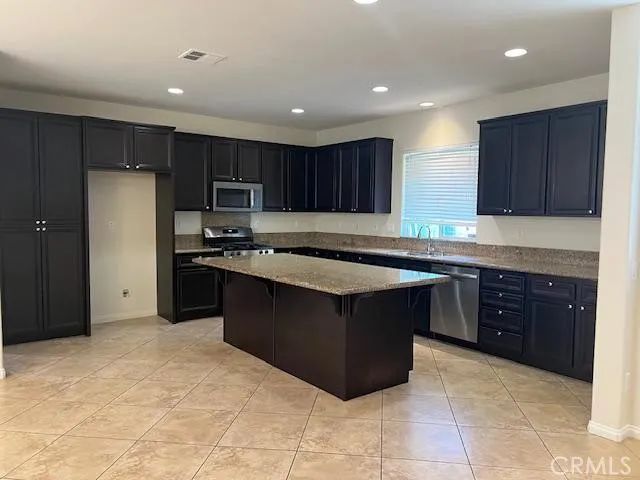 14566 Rochester, Chino, CA 91710