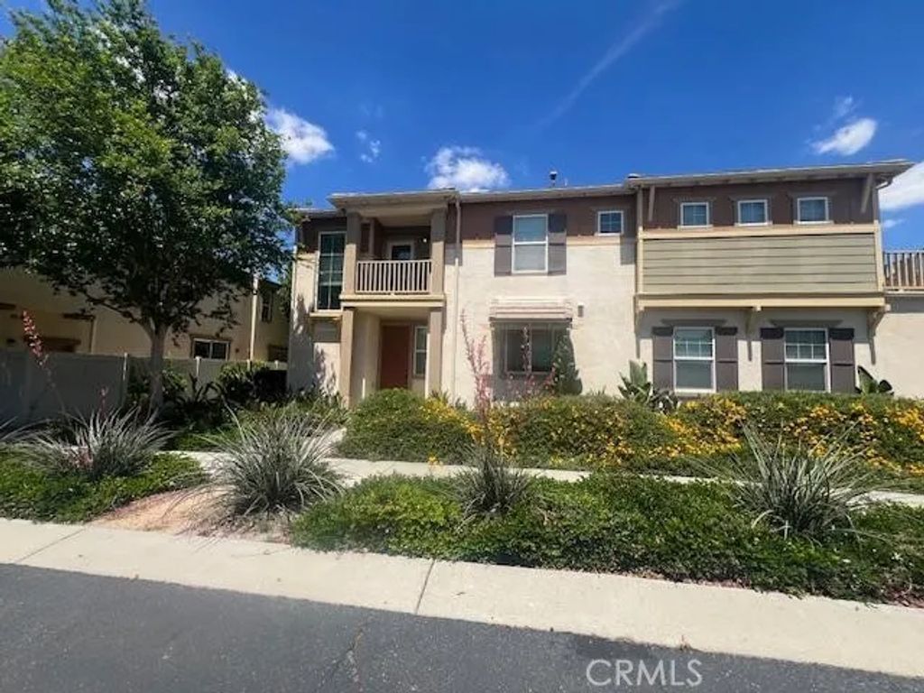 14566 Rochester, Chino, CA 91710