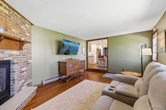 3662 Woodhaven Circle, Hamburg, NY 14075
