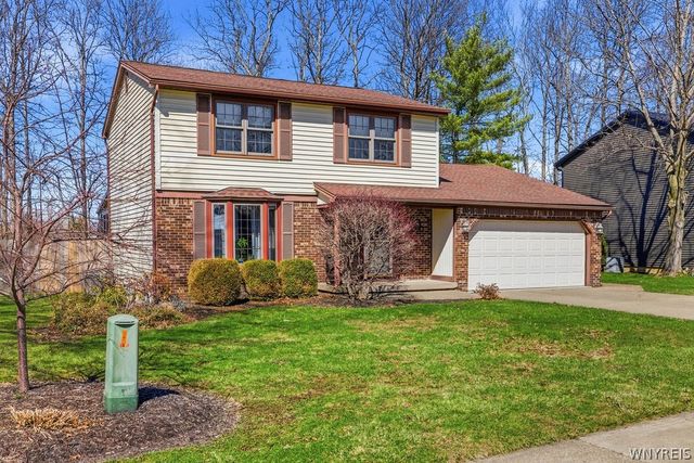 3662 Woodhaven Circle, Hamburg, NY 14075