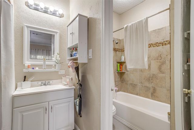 3244 Lubbock Avenue, Fort Worth, TX 76109