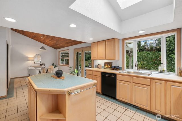 19205 124th Avenue SE, Kent, WA 98031