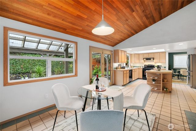 19205 124th Avenue SE, Kent, WA 98031