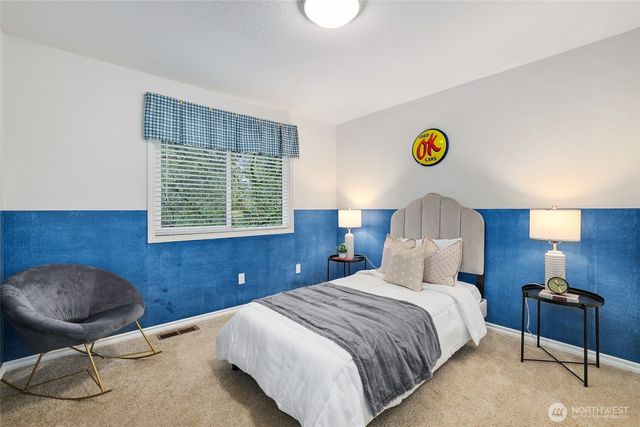 19205 124th Avenue SE, Kent, WA 98031