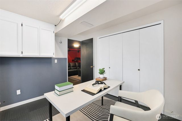 19205 124th Avenue SE, Kent, WA 98031