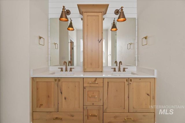 207 W Wrangler St., Meridian, ID 83646