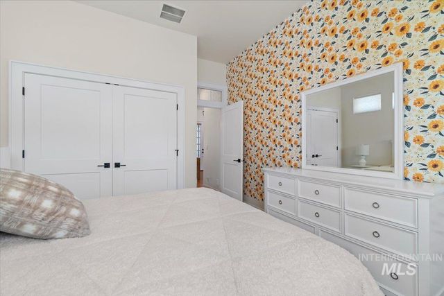 207 W Wrangler St., Meridian, ID 83646