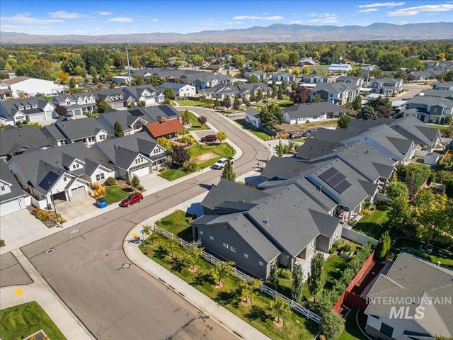 207 W Wrangler St., Meridian, ID 83646