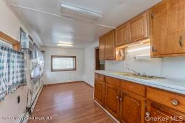 11 Miller Lane, New Paltz, NY 12561