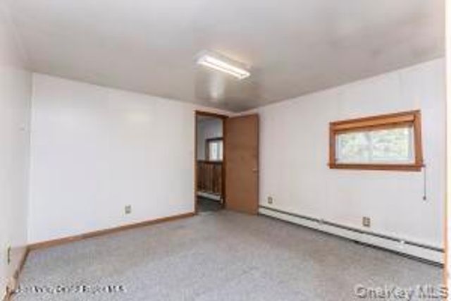 11 Miller Lane, New Paltz, NY 12561