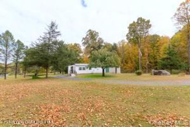 11 Miller Lane, New Paltz, NY 12561