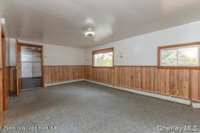11 Miller Lane, New Paltz, NY 12561