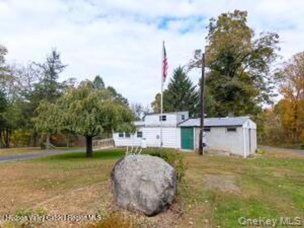 11 Miller Lane, New Paltz, NY 12561