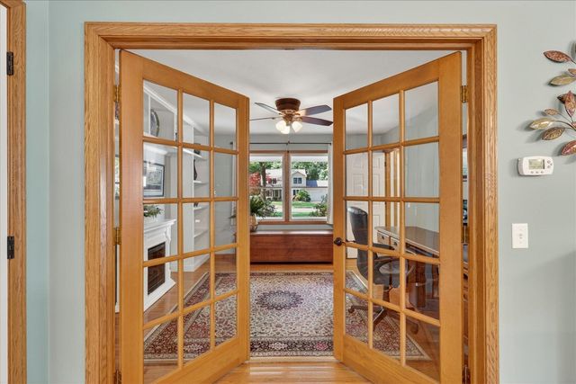 14846 Birdsong Lane, Grand Haven, MI 49417