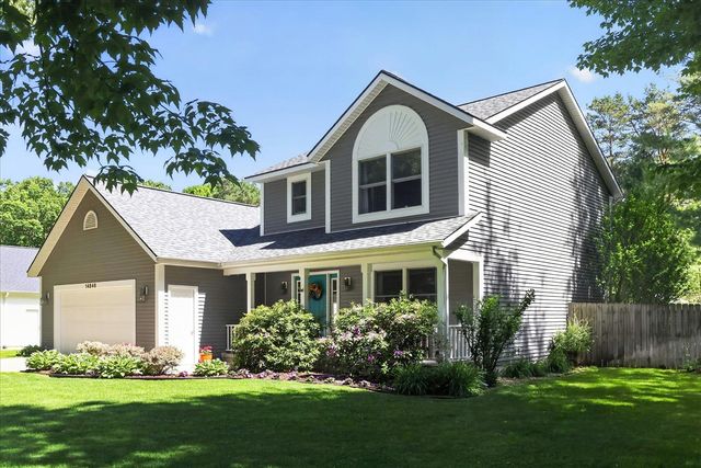 14846 Birdsong Lane, Grand Haven, MI 49417