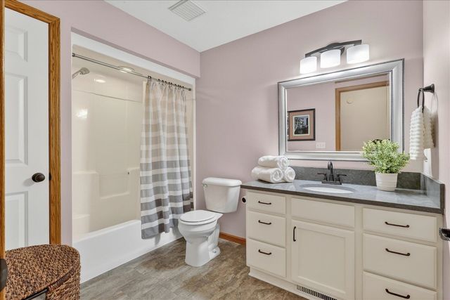 14846 Birdsong Lane, Grand Haven, MI 49417