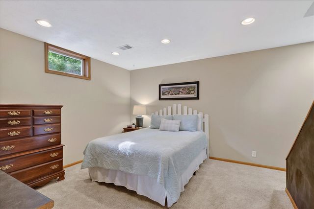 14846 Birdsong Lane, Grand Haven, MI 49417