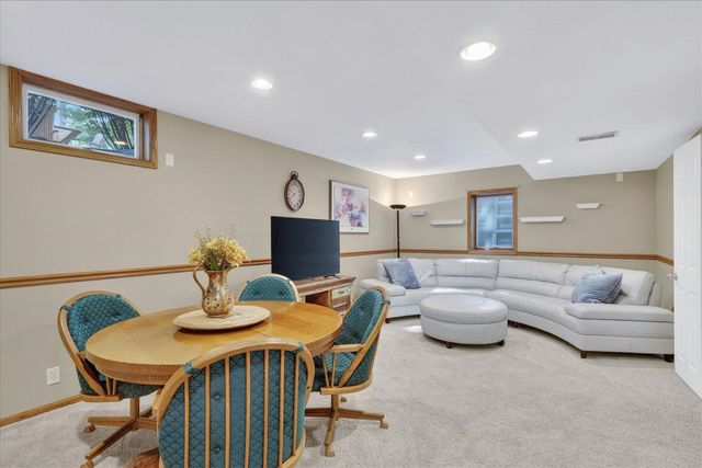 14846 Birdsong Lane, Grand Haven, MI 49417