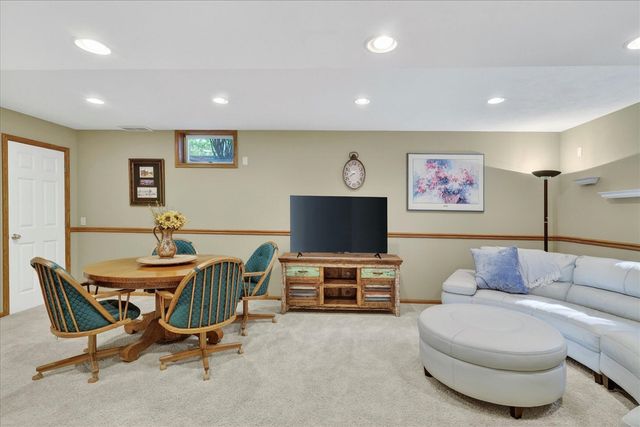 14846 Birdsong Lane, Grand Haven, MI 49417