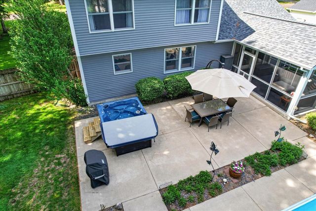 14846 Birdsong Lane, Grand Haven, MI 49417