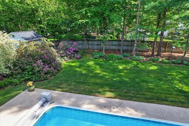 14846 Birdsong Lane, Grand Haven, MI 49417