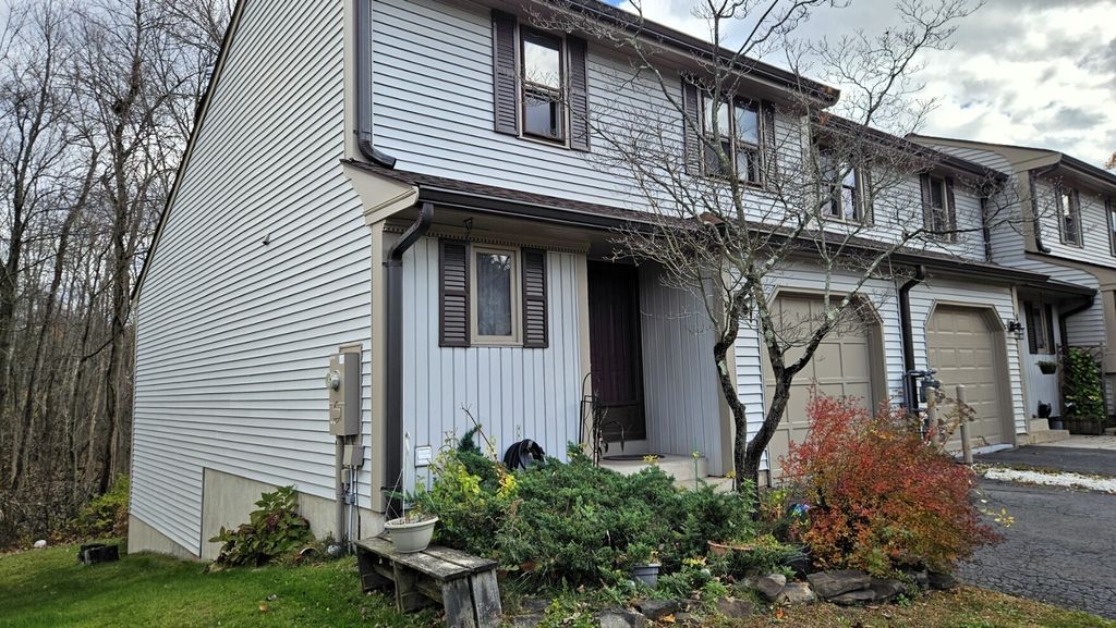 9 Tanner Crossing 9, Wethersfield, CT 06109