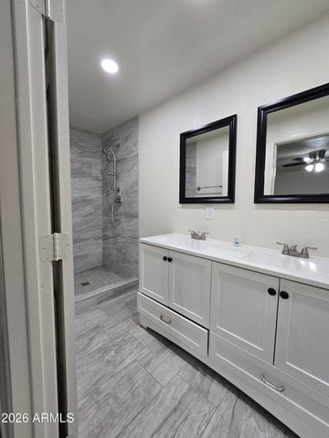 6725 N 55TH Drive, Glendale, AZ 85301