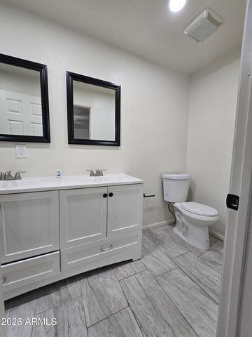 6725 N 55TH Drive, Glendale, AZ 85301