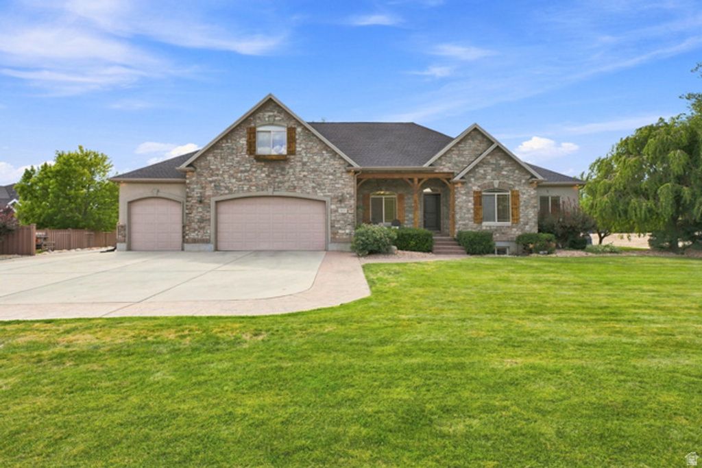 10313 N 6800 W, Highland, UT 84003 — exterior