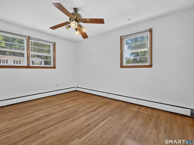 6 Willow Lane, Ledyard, CT 06339