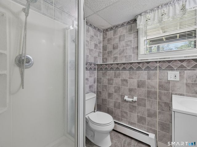 6 Willow Lane, Ledyard, CT 06339