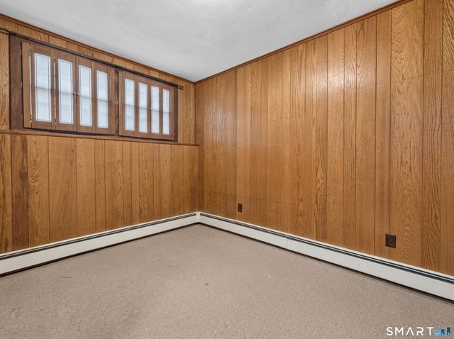 6 Willow Lane, Ledyard, CT 06339