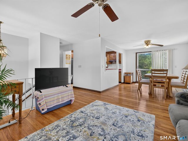 6 Willow Lane, Ledyard, CT 06339