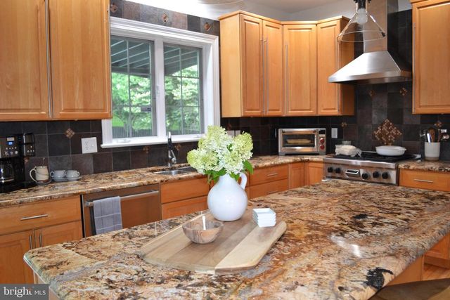 670 PHEASANT RUN ROAD, Hummelstown, PA 17036