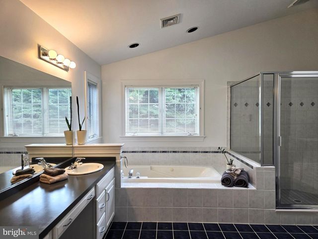670 PHEASANT RUN ROAD, Hummelstown, PA 17036
