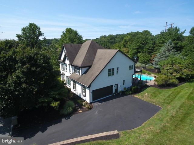 670 PHEASANT RUN ROAD, Hummelstown, PA 17036