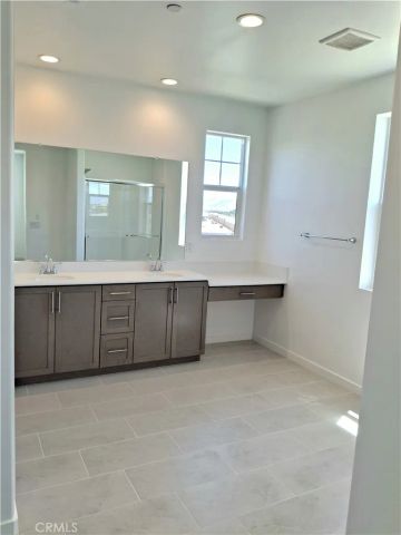 31309 Sutherland Pass, Winchester, CA 92596