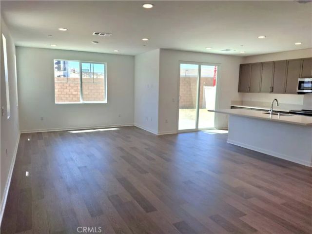 31309 Sutherland Pass, Winchester, CA 92596