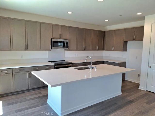 31309 Sutherland Pass, Winchester, CA 92596