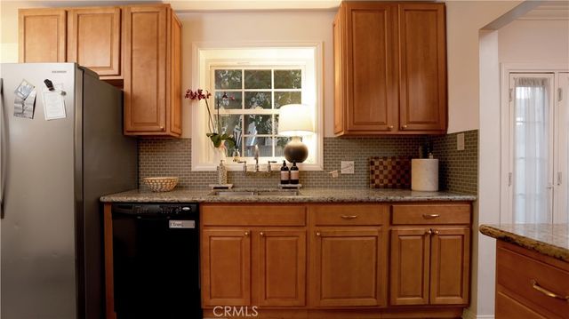 2636 Easy Avenue, Long Beach, CA 90810