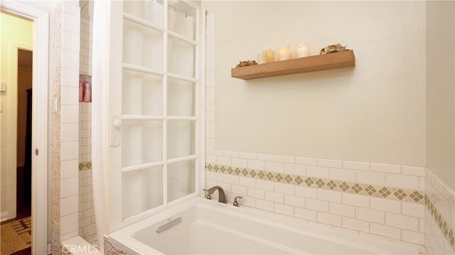 2636 Easy Avenue, Long Beach, CA 90810