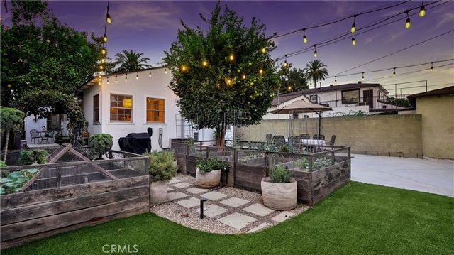 2636 Easy Avenue, Long Beach, CA 90810